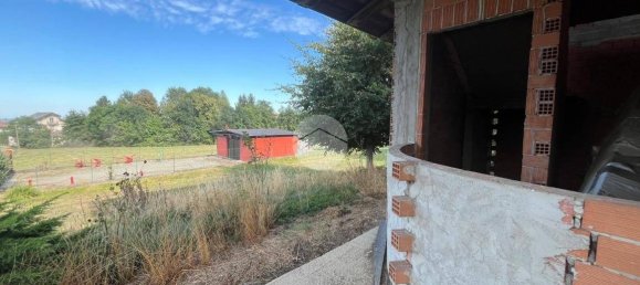 Villa de 3 dormitorios en Bagnolo Piemonte, Italy No. 305375 6