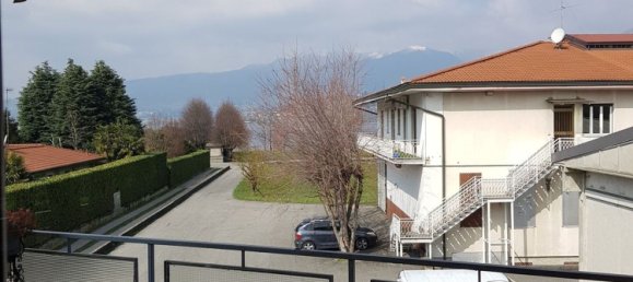 22-Zimmer Haus in Bosisio Parini, Italy, Nr. 93155 3