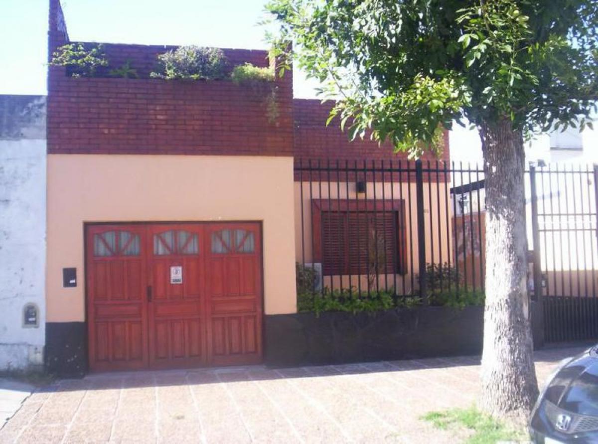 3 bedrooms House in Buenos Aires, Argentina No. 96915