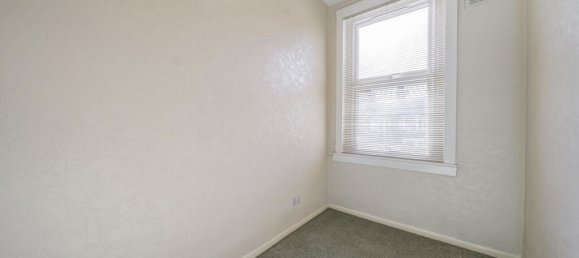 3 bedrooms Apartment in London, United Kingdom No. 7668 7