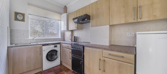 3 bedrooms Apartment in London, United Kingdom No. 7668 3