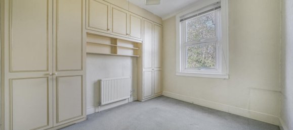 3 bedrooms Apartment in London, United Kingdom No. 7668 5