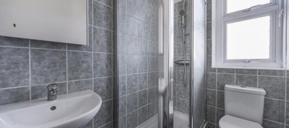 3 bedrooms Apartment in London, United Kingdom No. 7668 9