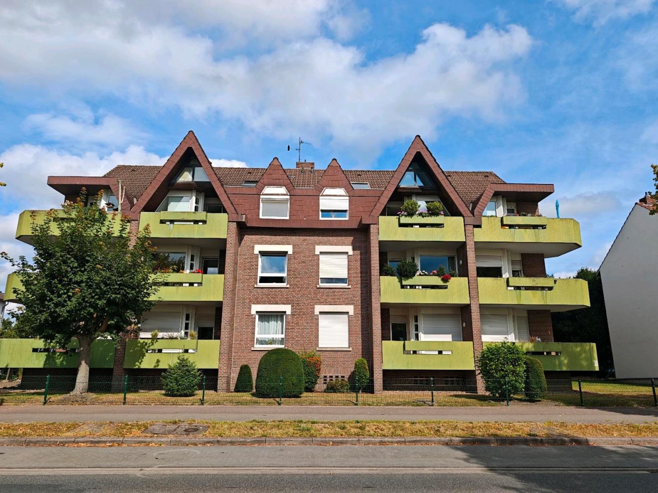 3 غرف نوم منزل ذو طابقين في Delmenhorst, Germany رقم 297572