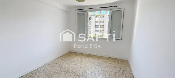 2 bedrooms Apartment in Marseille, France No. 339624 4