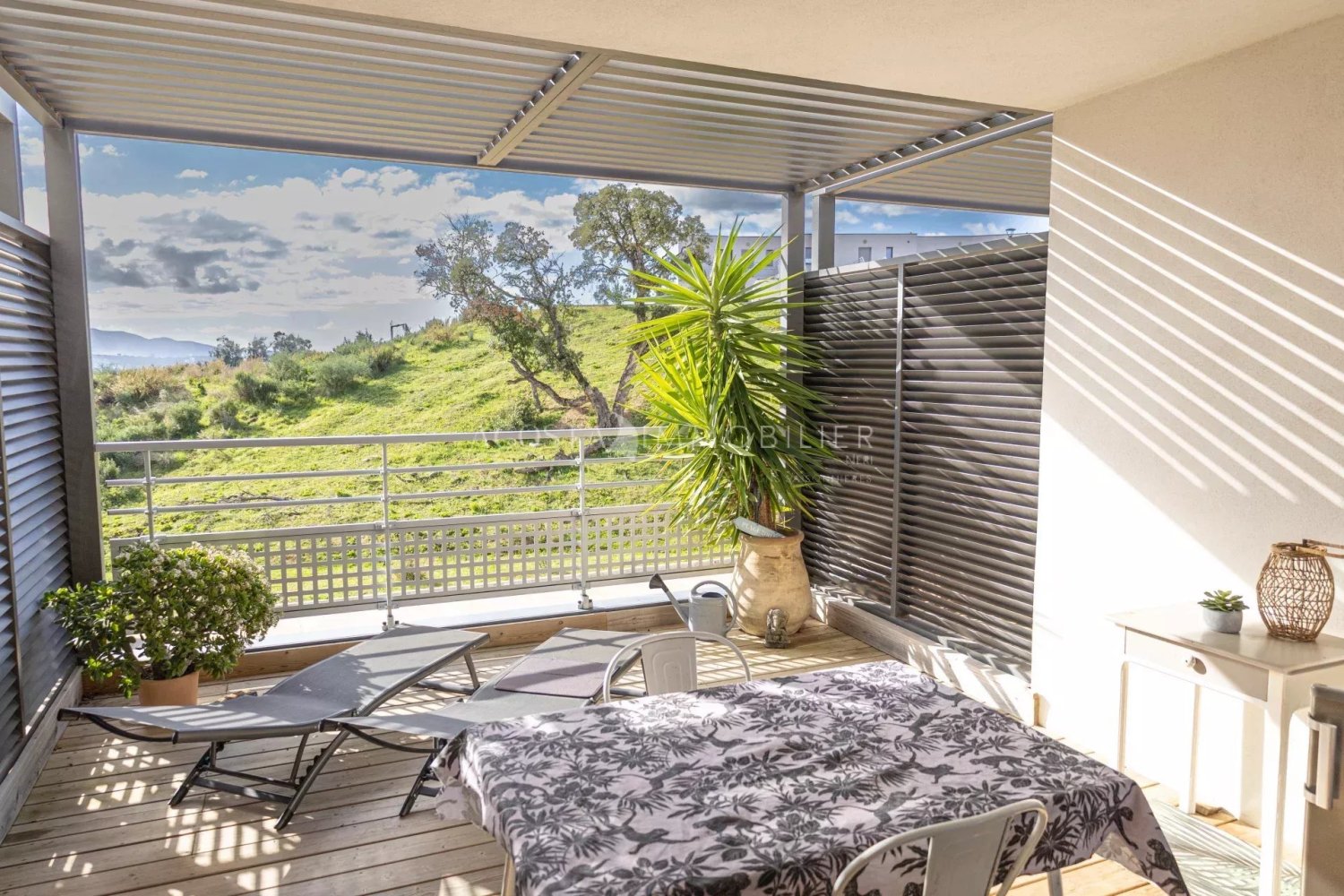 Estudio en Pietrosella, France No. 56765