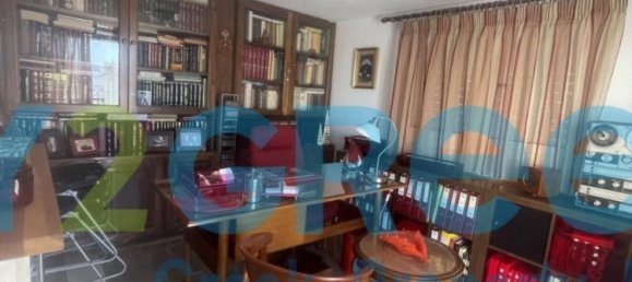 4 Schlafzimmer Gewerbliche Immobilie in Athens, Greece, Nr. 8880 3