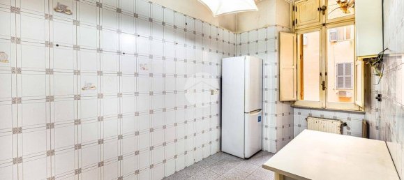 2 bedrooms Apartment in Rome, Italy No. 325052 8