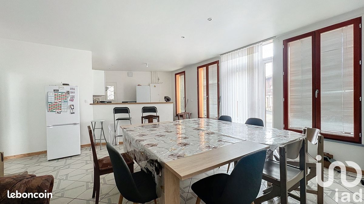 3 Schlafzimmer Stadthaus in Sainte-Menehould, France, Nr. 67374