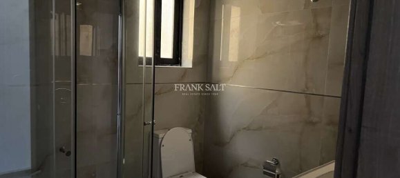 Apartamento de 3 dormitorios en Victoria, Malta No. 637 11