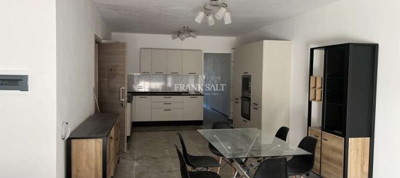 Apartamento de 3 dormitorios en Victoria, Malta No. 637 5