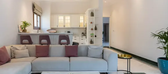 6 bedrooms Villa in Mouttagiaka, Cyprus No. 325 3