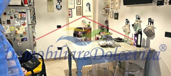 2 bedrooms Apartment in Florence, Italy No. 265808 2