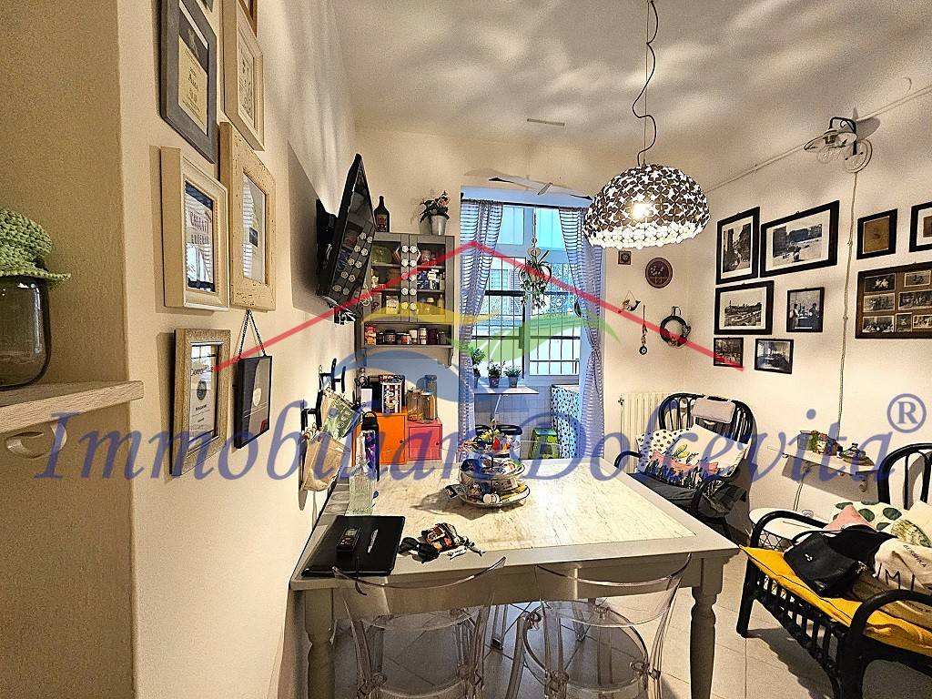 2 bedrooms Apartment in Florence, Italy No. 265808