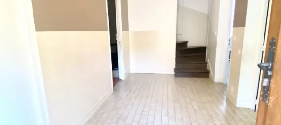 300m² Building in Draveil, France No. 323564 17