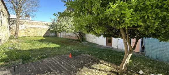 300m² Building in Draveil, France No. 323564 12