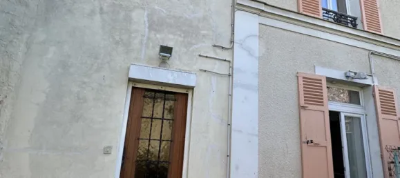 300m² Building in Draveil, France No. 323564 11