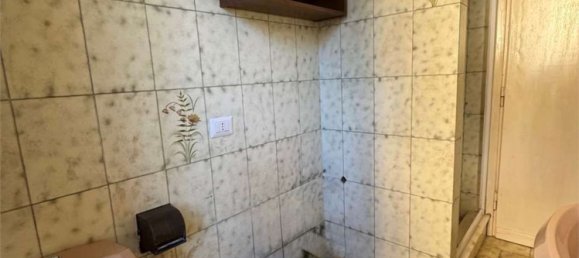 3 bedrooms Apartment in Uzzano, Italy No. 343958 23