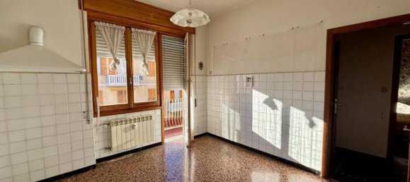 4-Zimmer Wohnung in Genoa, Italy, Nr. 143567 15