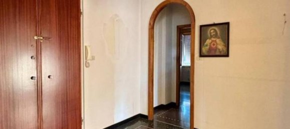 4-Zimmer Wohnung in Genoa, Italy, Nr. 143567 4