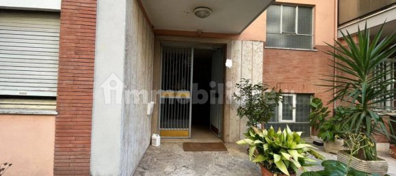 2 bedrooms Apartment in Rome, Italy No. 311209 5