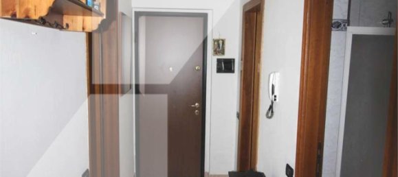 Apartamento T2 em Como, Italy N.º 53049 3
