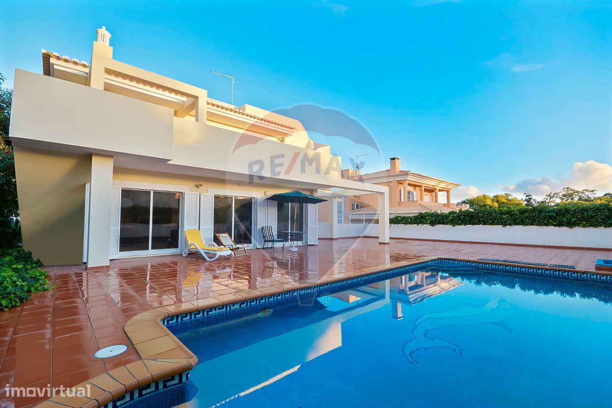 4 bedrooms House in Lagos, Portugal No. 22818