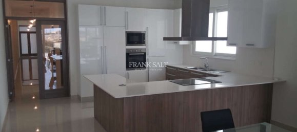 Ático de 3 dormitorios en Sliema, Malta No. 4134 6