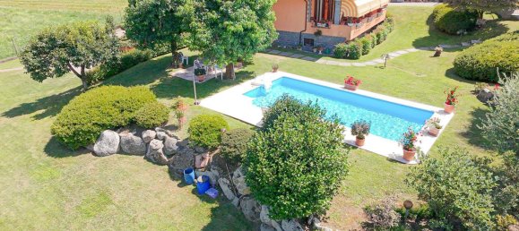 5 rooms Villa in Cadrezzate con Osmate, Italy No. 283251 16