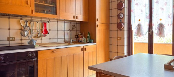 5 rooms Villa in Cadrezzate con Osmate, Italy No. 283251 28