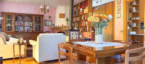 5 rooms Villa in Cadrezzate con Osmate, Italy No. 283251 20