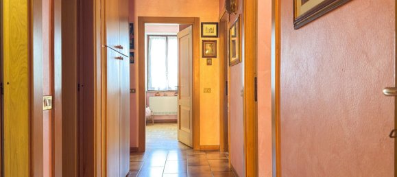 5 rooms Villa in Cadrezzate con Osmate, Italy No. 283251 32