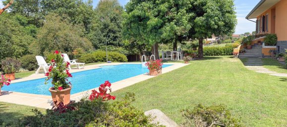 5 rooms Villa in Cadrezzate con Osmate, Italy No. 283251 4