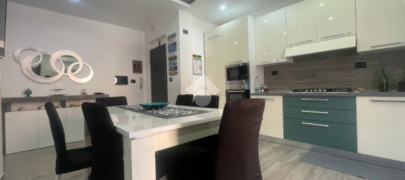 3 rooms Apartment in Reggio Calabria, Italy No. 35057 5