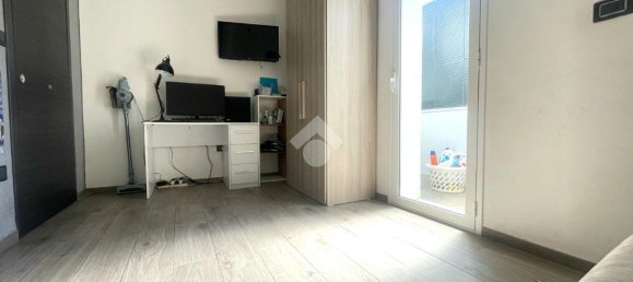 3 rooms Apartment in Reggio Calabria, Italy No. 35057 84