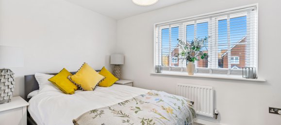 2 غرف نوم منزل في Horley, United Kingdom رقم 1027 9