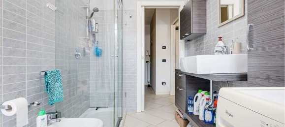 Estudio en Lainate, Italy No. 264871 21