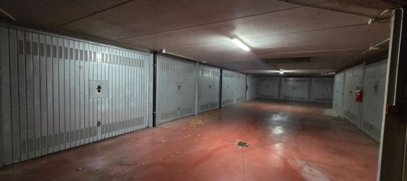 Garage in Collegno, Italy No. 343008 11
