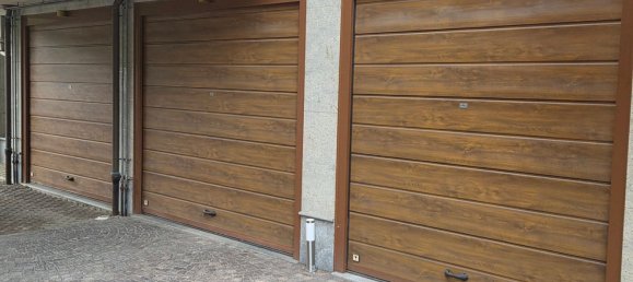 Garage in Collegno, Italy No. 343008 2