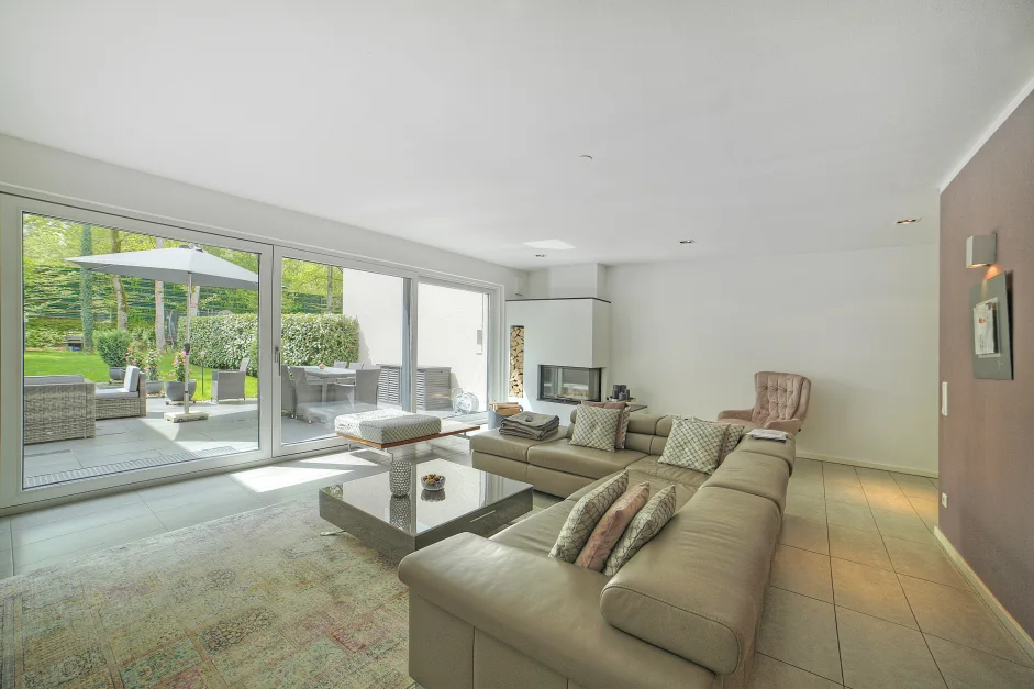 5 rooms House in Ebersberg, Germany No. 129447