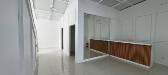 Escritório em Railay Beach, Thailand 223 m² N.º 65634 2