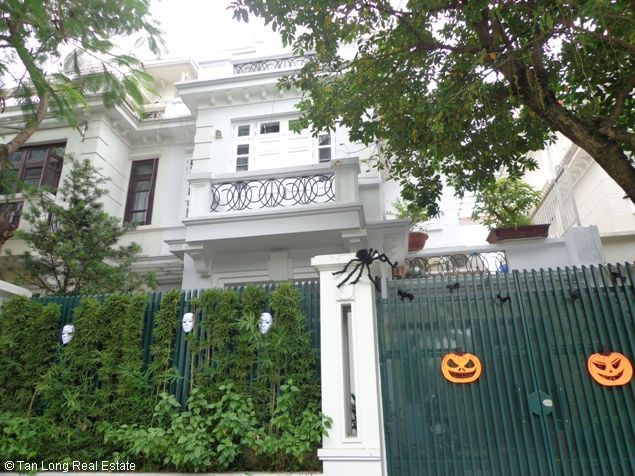 4 bedrooms Villa in Tay Ho, Vietnam No. 6266