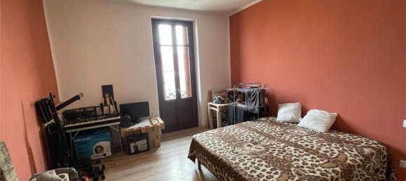 5-salle Appartement à Nizza Monferrato, Italy No. 215520 14