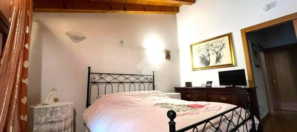 4 bedrooms House in Vidor, Italy No. 299265 4