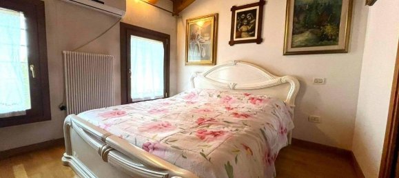 4 bedrooms House in Vidor, Italy No. 299265 7