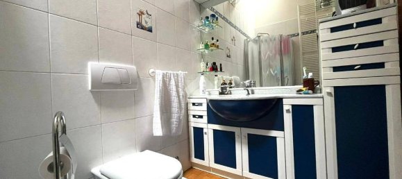 4 bedrooms House in Vidor, Italy No. 299265 11