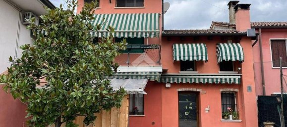 4 bedrooms House in Vidor, Italy No. 299265 31