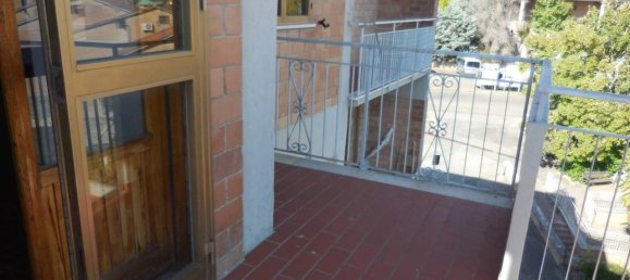 5 rooms Apartment in Siena, Italy No. 158092 2