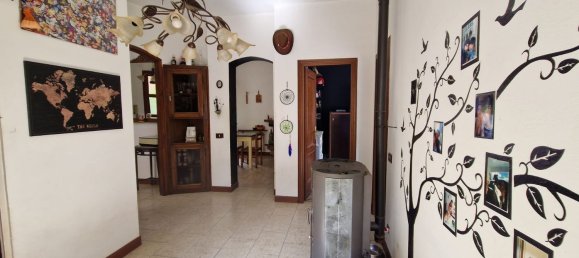4 rooms House in Bagni di Lucca, Italy No. 261573 7