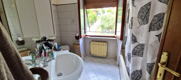 4 rooms House in Bagni di Lucca, Italy No. 261573 26